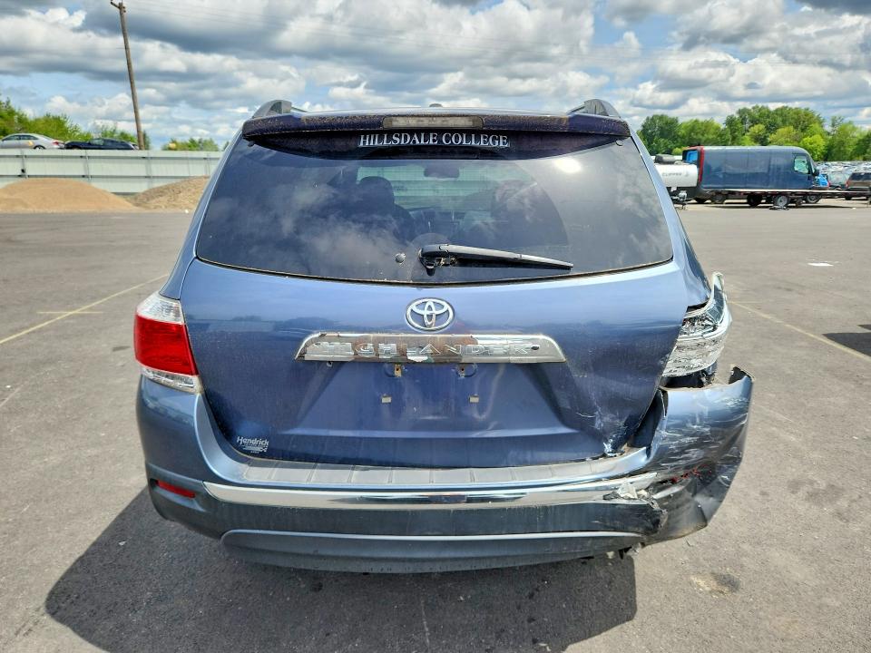 2013 Toyota Highlander მანქანა იყიდება აუქციონზე, vin: 5TDYK3EH4DS103258, აუქციონის ნომერი: 53912096