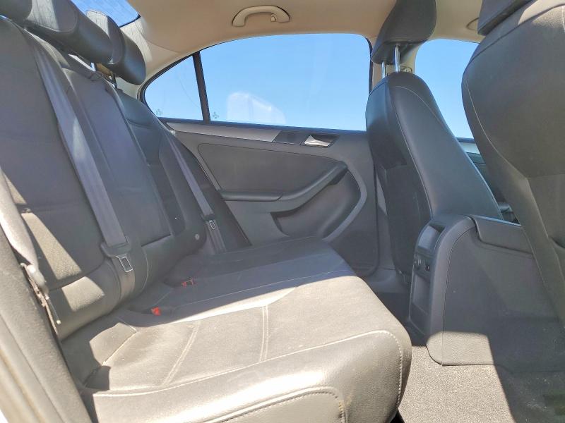 52430996 :رقم المزاد ، 3VWLL7AJ4EM419359 vin ، 2014 Volkswagen Jetta مزاد بيع