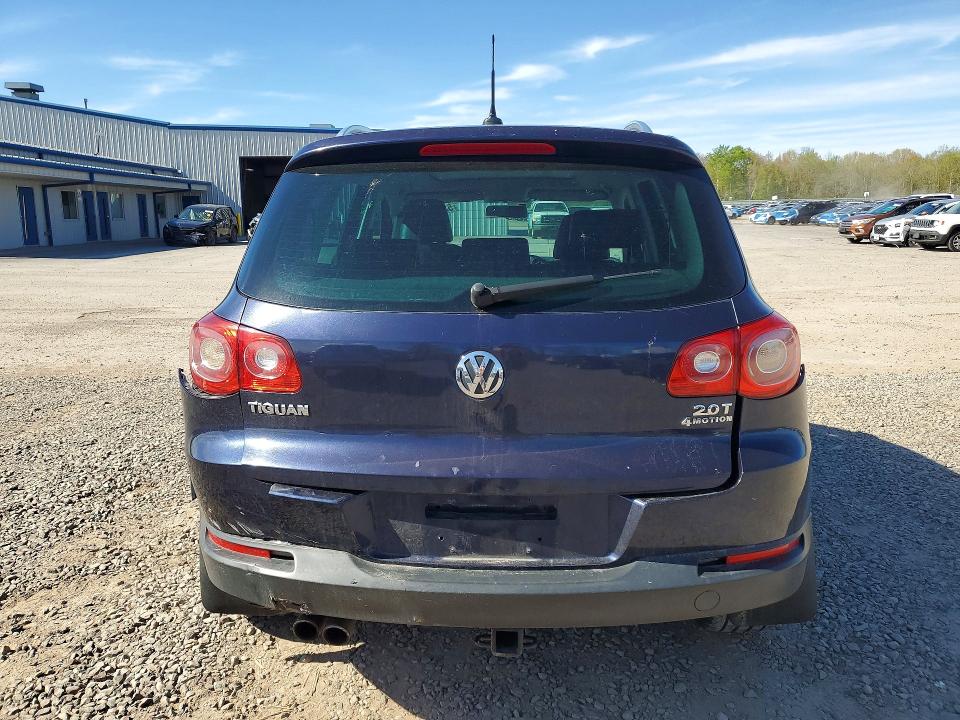 53462626 :رقم المزاد ، WVGBV7AXXBW562143 vin ، 2011 Volkswagen Tiguan مزاد بيع