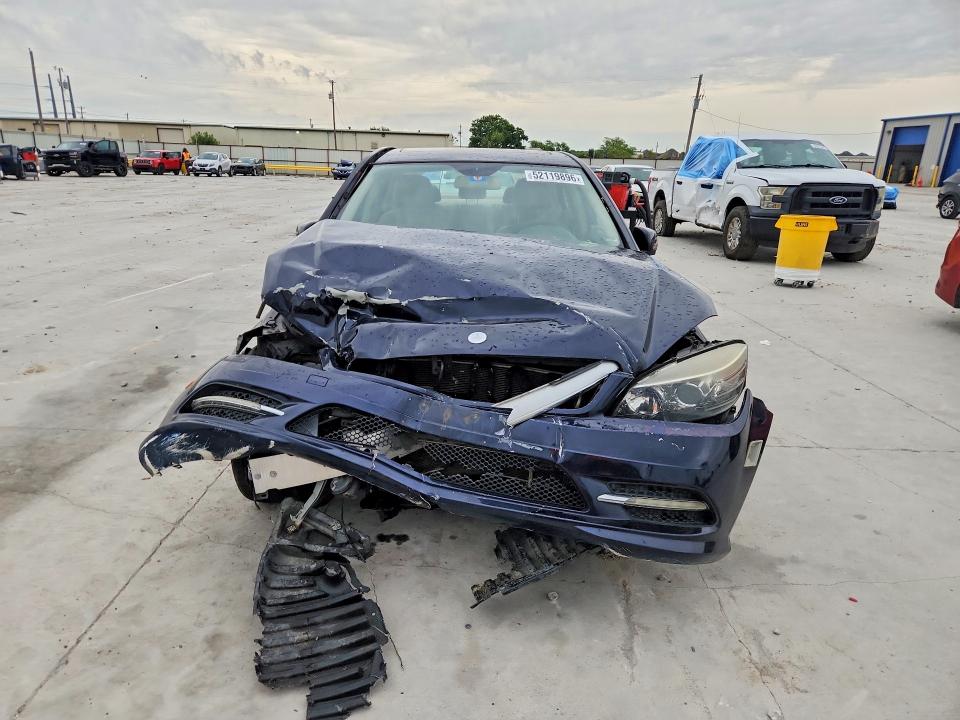 Продаж на аукціоні авто 2011 Mercedes-benz C, vin: WDDGF8BB7BR172881, номер лоту: 52119896