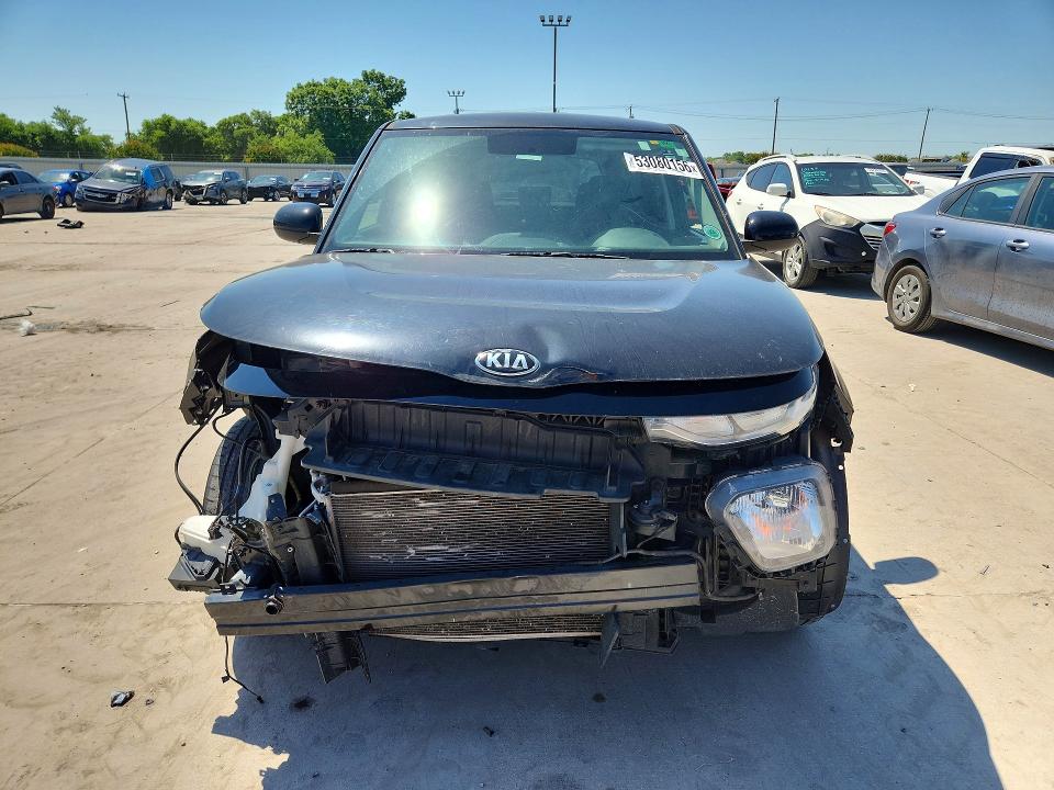 2020 Kia Soul მანქანა იყიდება აუქციონზე, vin: KNDJ23AU7L7727343, აუქციონის ნომერი: 53080156