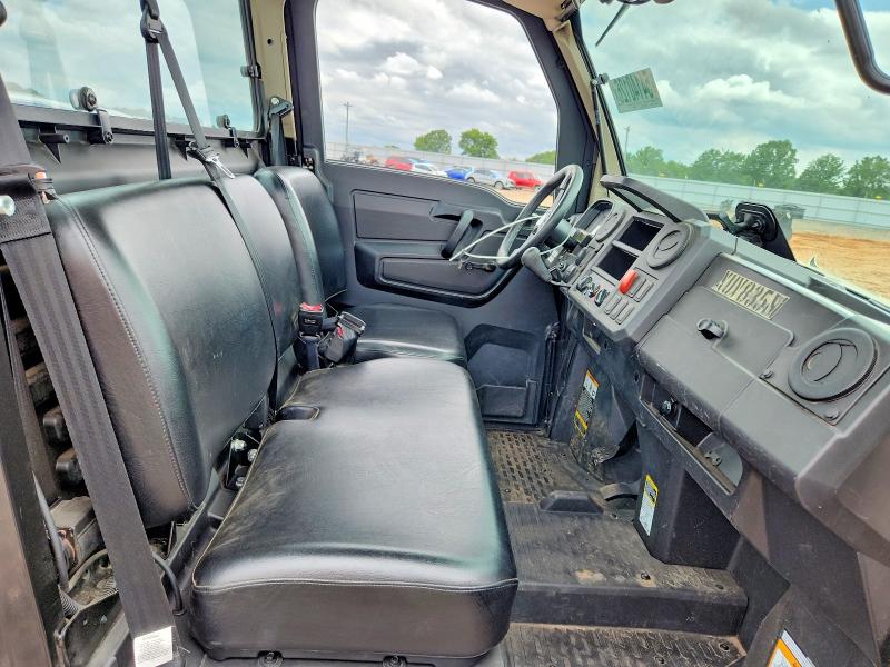54140126 :رقم المزاد ، 1M0835MRPPM060539 vin ، 2023 John Deere Xuv835m مزاد بيع
