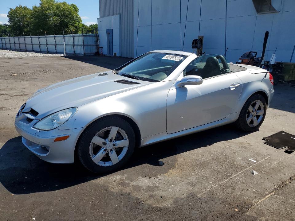 52208586 :رقم المزاد ، WDBWK54F78F181699 vin ، 2008 Mercedes-benz Slk مزاد بيع