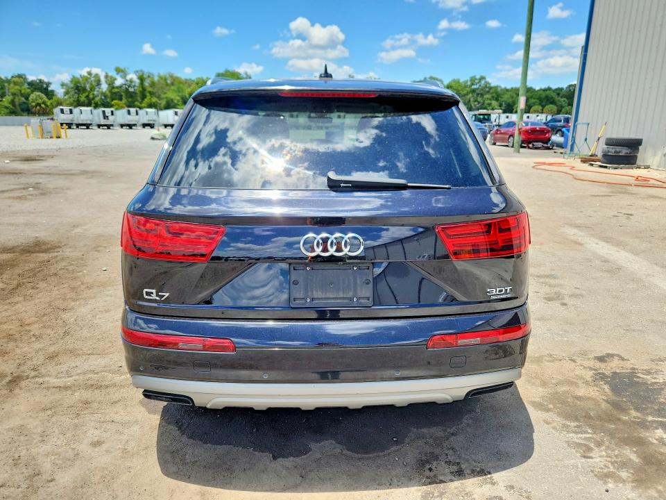 53656306 :رقم المزاد ، WA1LAAF72JD031730 vin ، 2018 Audi Q7 مزاد بيع