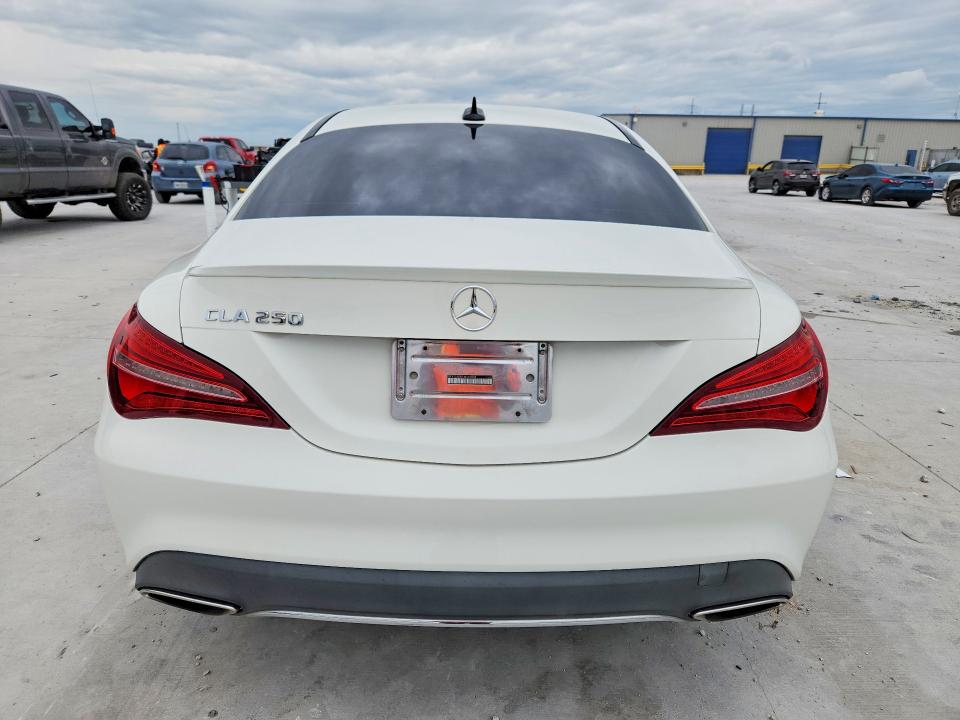 Продажа на аукционе авто 2018 Mercedes-benz Cla, vin: WDDSJ4EB5JN592836, номер лота: 52192166