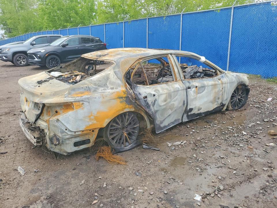 55390366 :رقم المزاد ، 4T1B21HK7LU522647 vin ، 2020 Toyota Camry Hybrid مزاد بيع