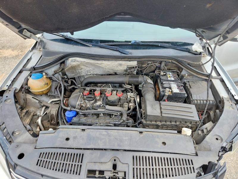 2014 Volkswagen Tiguan მანქანა იყიდება აუქციონზე, vin: WVGAV3AX2EW568012, აუქციონის ნომერი: 53210556