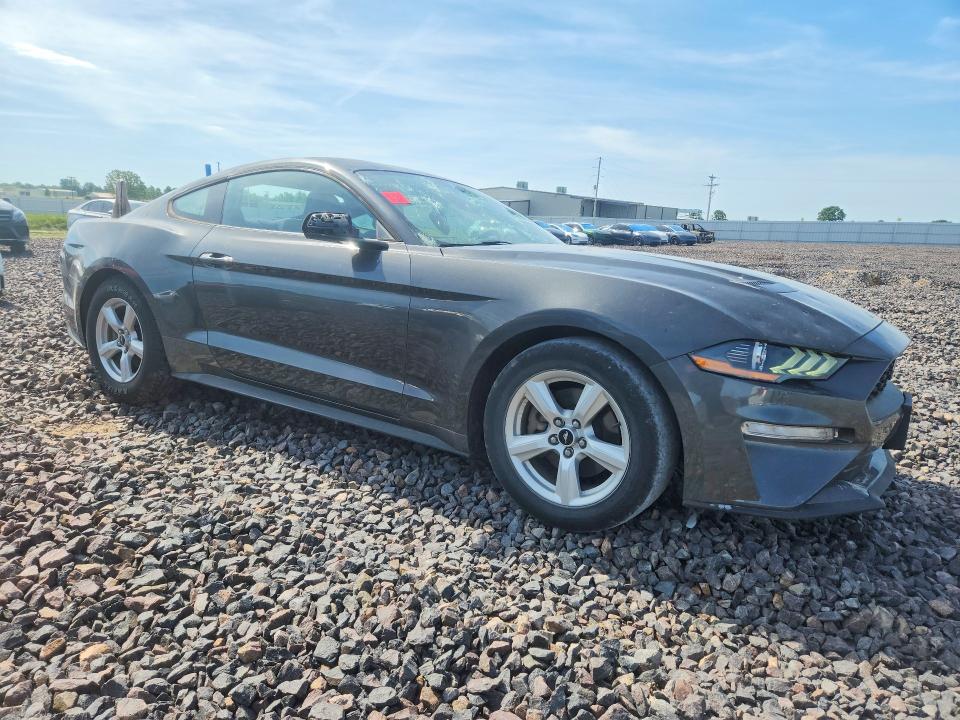 Продажа на аукционе авто 2018 Ford Mustang, vin: 1FA6P8TH6J5185753, номер лота: 53745976