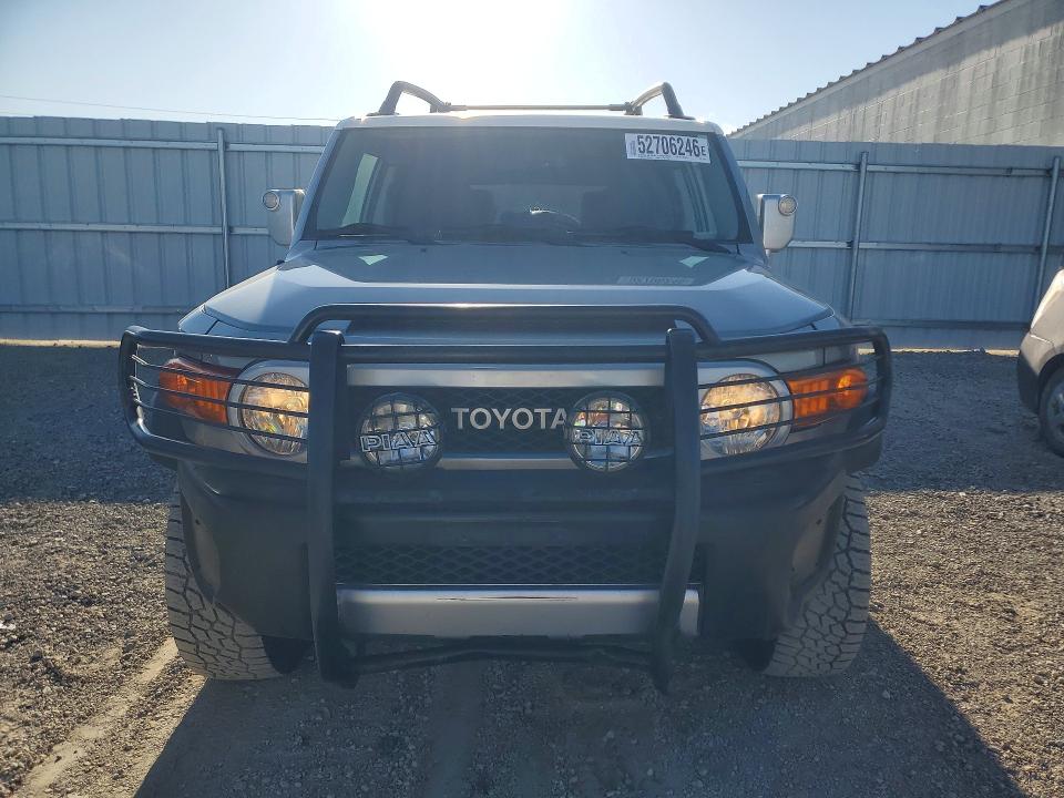 52706246 :رقم المزاد ، JTEBU4BF2BK112078 vin ، 2011 Toyota Fj Cruiser مزاد بيع