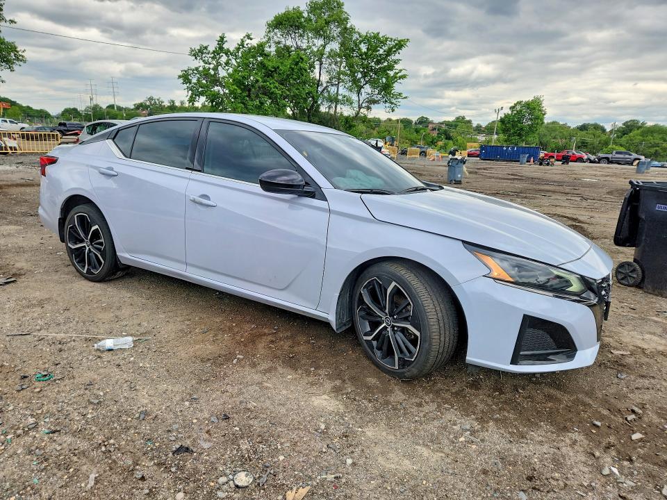 2023 Nissan Altima მანქანა იყიდება აუქციონზე, vin: 1N4BL4CV6PN424526, აუქციონის ნომერი: 53301016