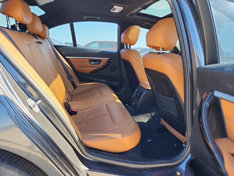 53762506 :رقم المزاد ، WBA8B9G54JNU95873 vin ، 2018 Bmw 330 مزاد بيع