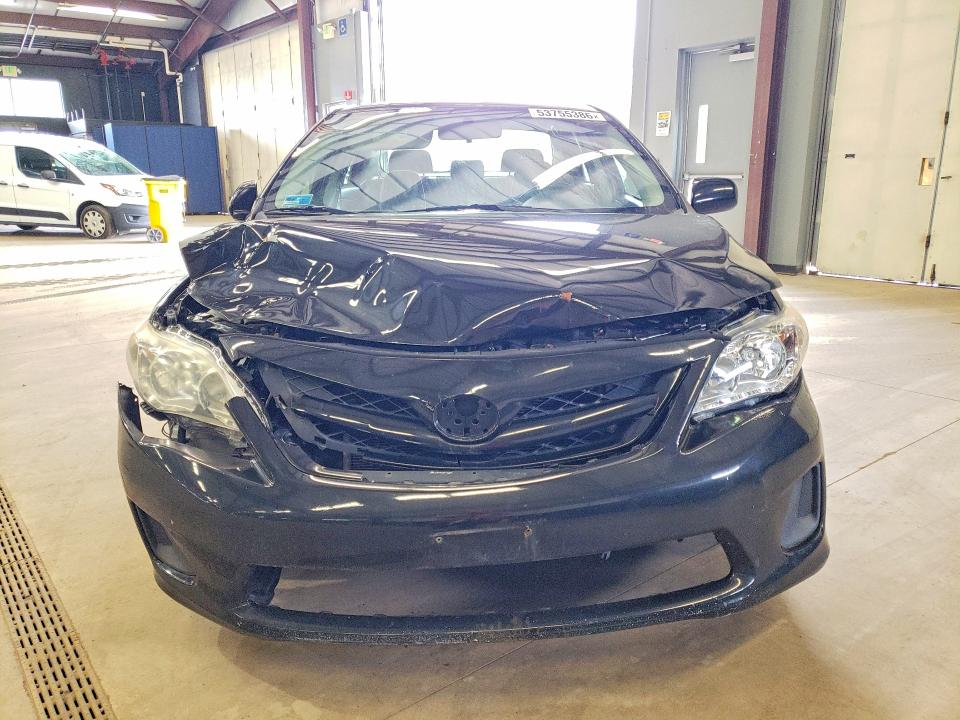 2011 Toyota Corolla მანქანა იყიდება აუქციონზე, vin: JTDBU4EE6B9131800, აუქციონის ნომერი: 53755386