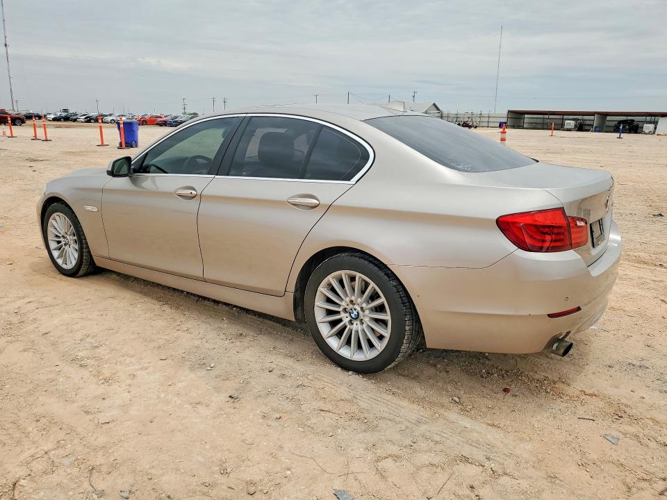 2013 Bmw 535 მანქანა იყიდება აუქციონზე, vin: WBAFR7C52DC821098, აუქციონის ნომერი: 55423766