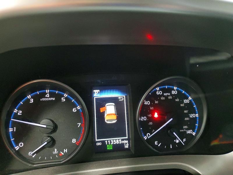 Продаж на аукціоні авто 2018 Toyota Rav4, vin: JTMBFREV1JJ749045, номер лоту: 52822366