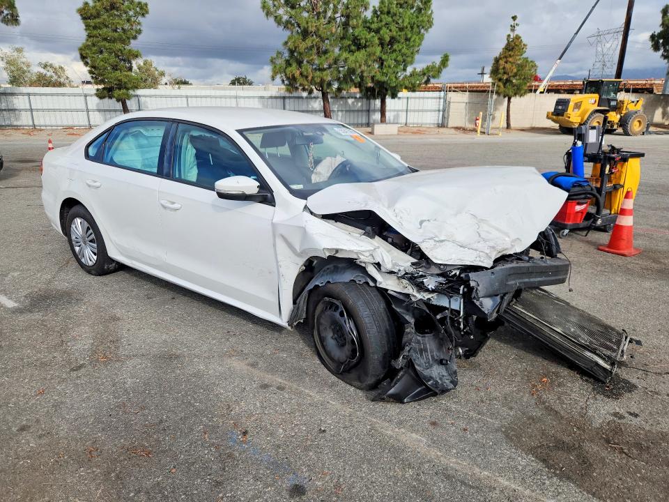 Продажа на аукционе авто 2014 Volkswagen Passat, vin: 1VWAT7A30EC037727, номер лота: 55041566