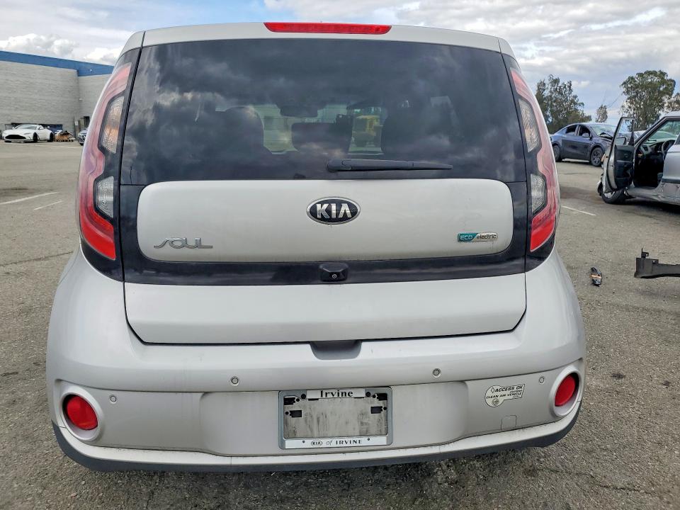 52352006 :رقم المزاد ، KNDJX3AE9G7014797 vin ، 2016 Kia Soul Ev مزاد بيع