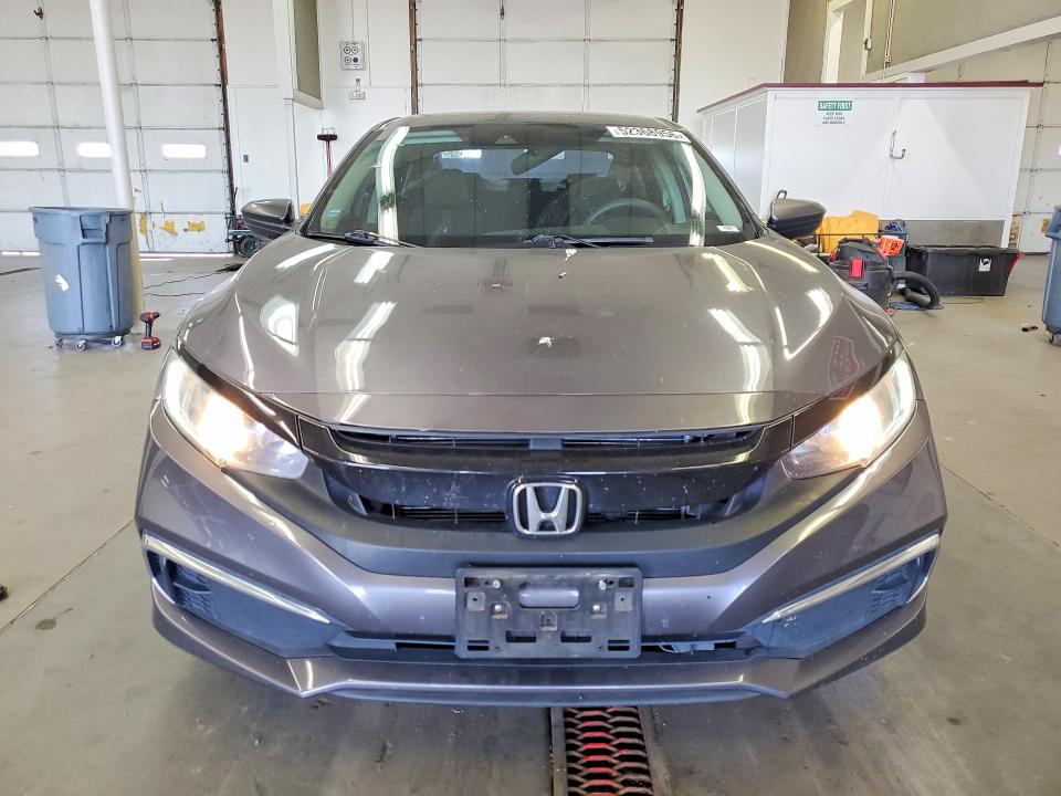 52368956 :رقم المزاد ، 19XFC2F61KE212246 vin ، 2019 Honda Civic مزاد بيع