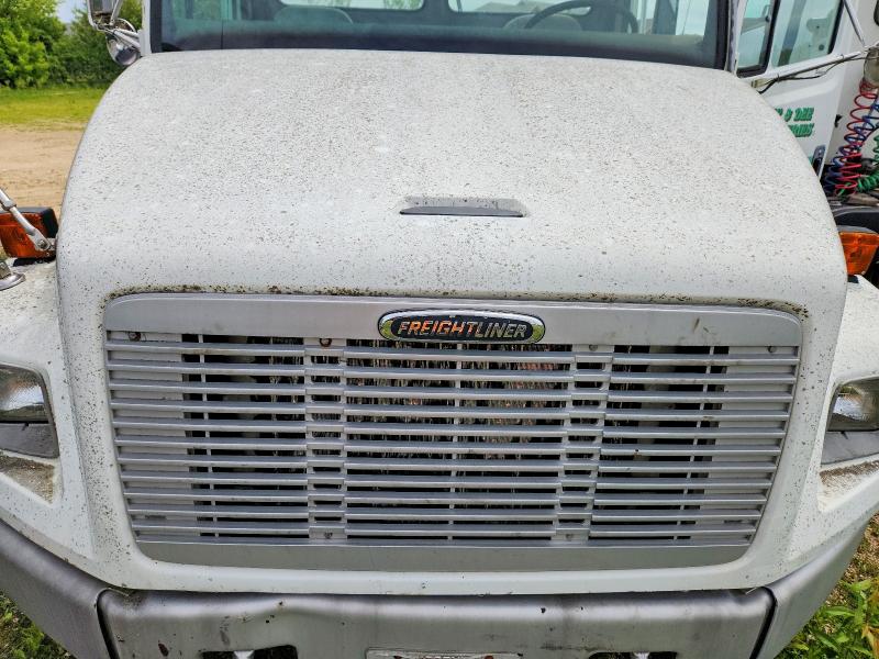 54199626 :رقم المزاد ، 1FUBBXBS71HH23773 vin ، 2001 Freightliner Medium Conventional مزاد بيع