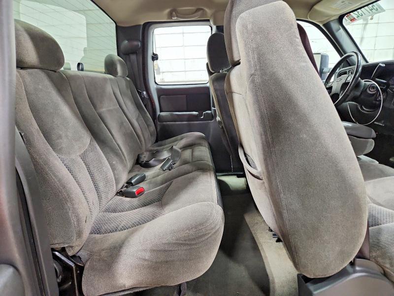 2004 Chevrolet Silverado მანქანა იყიდება აუქციონზე, vin: 2GCEK19T641218344, აუქციონის ნომერი: 54713276