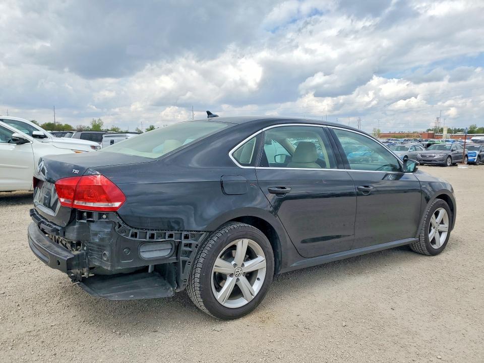 Aukcja sprzedaży 2015 Volkswagen Passat, vin: 1VWAS7A32FC118863, numer aukcji: 51888686