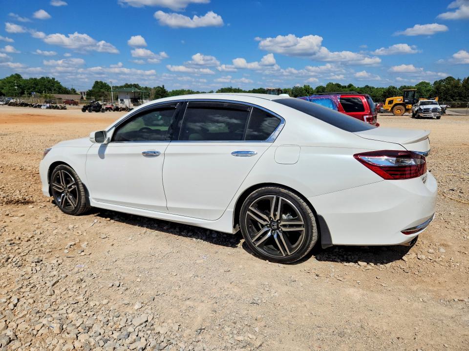 Продаж на аукціоні авто 2017 Honda Accord, vin: 1HGCR3F98HA009921, номер лоту: 53035366