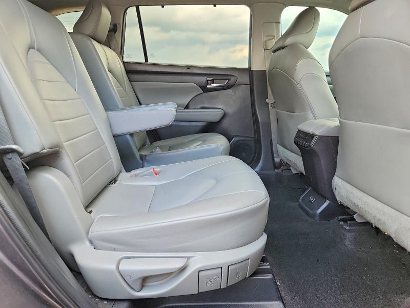 Продаж на аукціоні авто 2023 Toyota Highlander, vin: 5TDKDRAHXPS001993, номер лоту: 54627866