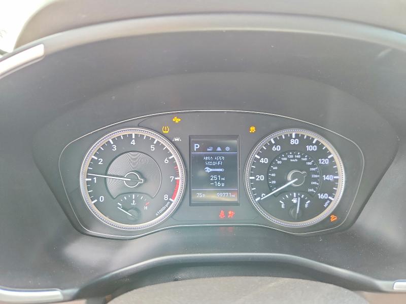 54667126 :رقم المزاد ، 5NMS2CAD4KH124233 vin ، 2019 Hyundai Santa Fe مزاد بيع