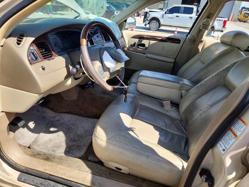 Aukcja sprzedaży 2000 Lincoln Town Car, vin: 1LNHM83W0YY938434, numer aukcji: 55121776