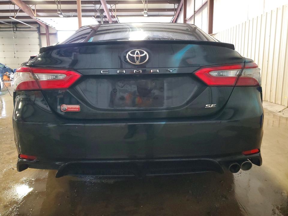 2018 Toyota Camry მანქანა იყიდება აუქციონზე, vin: JTNB11HK0J3050572, აუქციონის ნომერი: 53888206