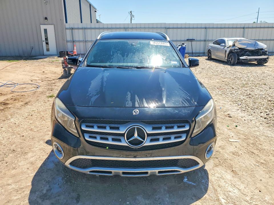 53556336 :رقم المزاد ، WDCTG4EB9KJ575330 vin ، 2019 Mercedes-benz Gla مزاد بيع