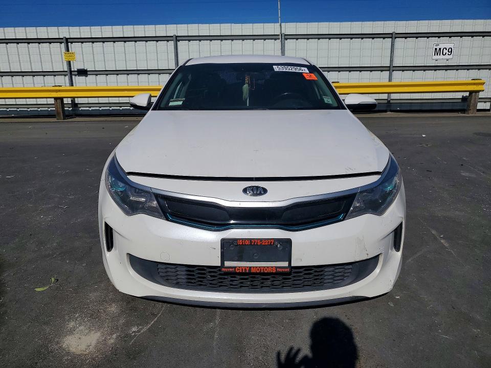 2018 Kia Optima Plug-in Hybrid მანქანა იყიდება აუქციონზე, vin: KNAGV4LD0J5025777, აუქციონის ნომერი: 53952956