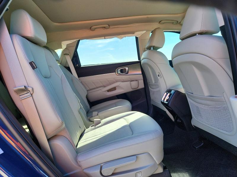 52494086 :رقم المزاد ، 5XYRK4JF3SG312001 vin ، 2025 Kia Sorento مزاد بيع