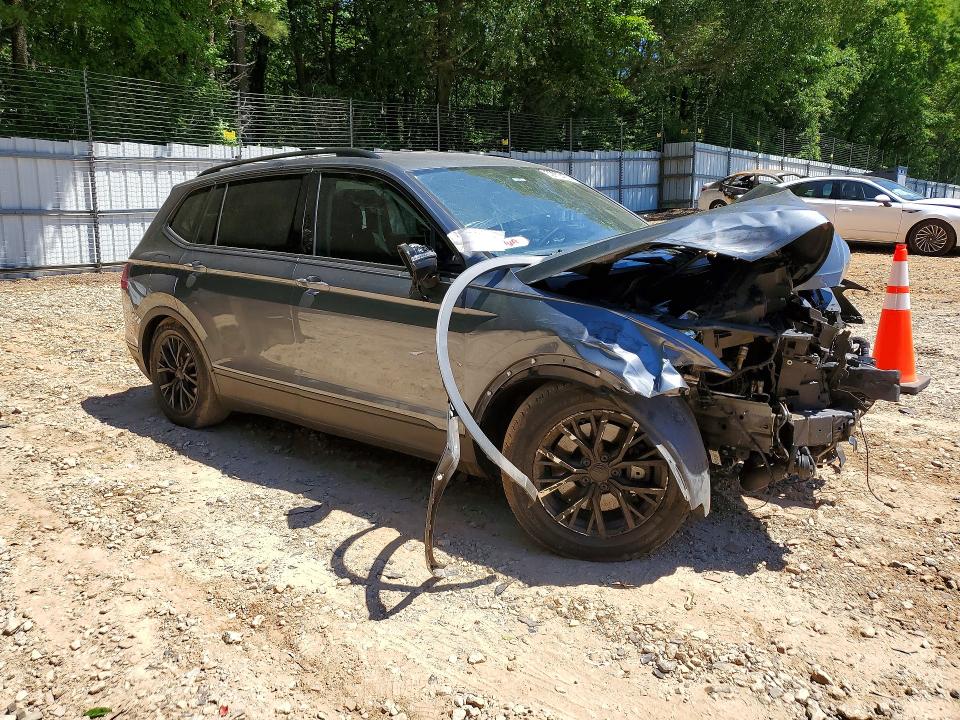 2020 Volkswagen Tiguan მანქანა იყიდება აუქციონზე, vin: 3VV3B7AX4LM019021, აუქციონის ნომერი: 52919486