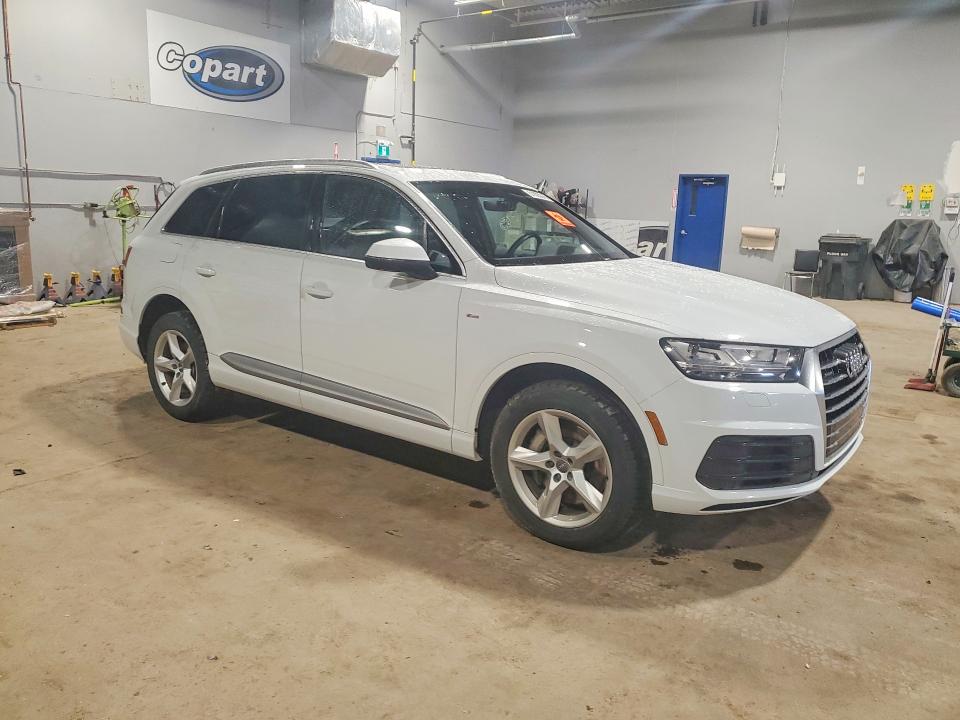 Продаж на аукціоні авто 2017 Audi Q7, vin: WA1WAAF77HD024215, номер лоту: 51823216