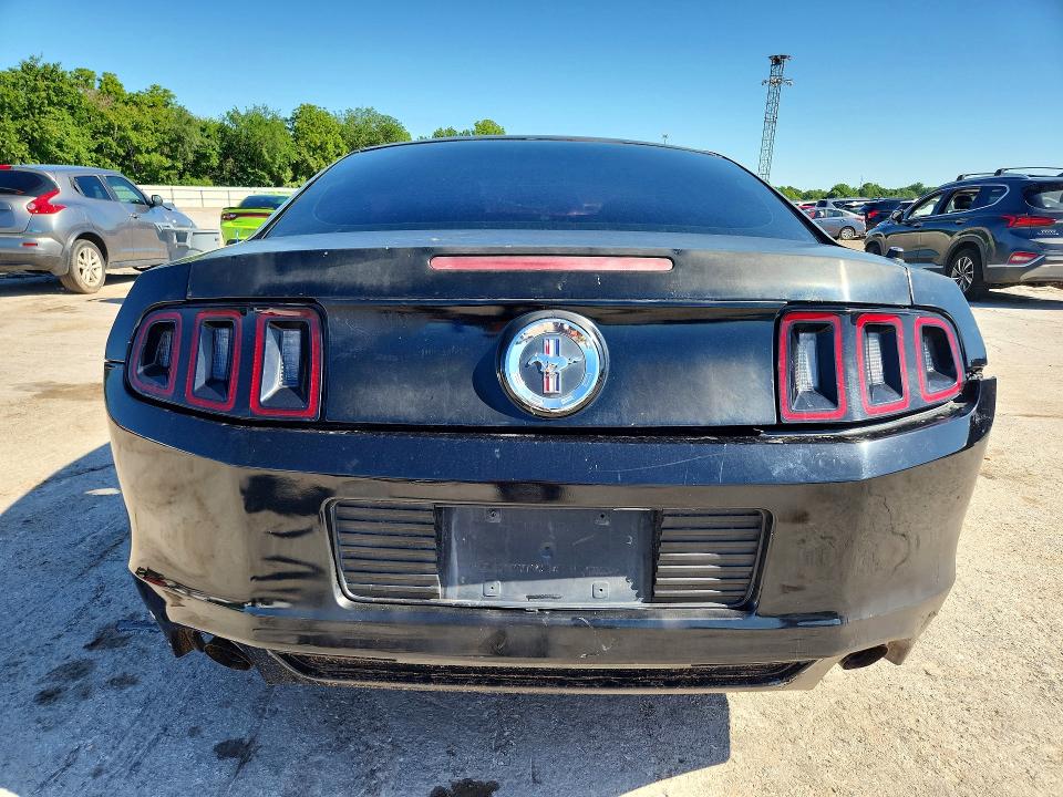 53231496 :رقم المزاد ، 1ZVBP8AM5E5326856 vin ، 2014 Ford Mustang مزاد بيع