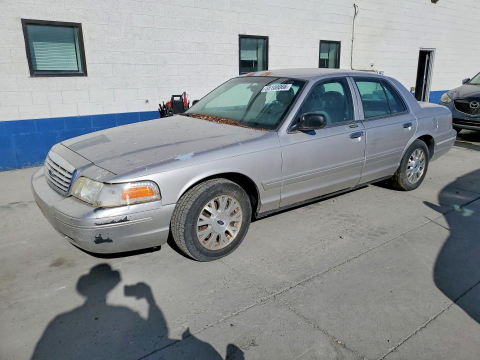 Продаж на аукціоні авто 2004 Ford Crown Victoria, vin: 2FAFP74WX4X132158, номер лоту: 55100066