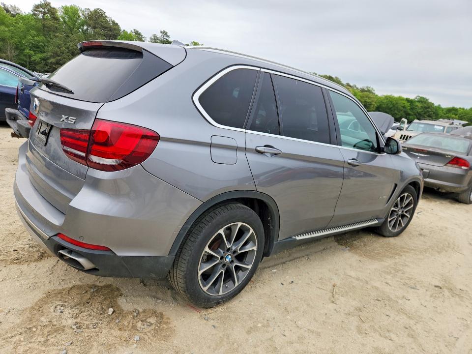 52232196 :رقم المزاد ، 5UXKR0C58J0X88791 vin ، 2018 Bmw X5 مزاد بيع
