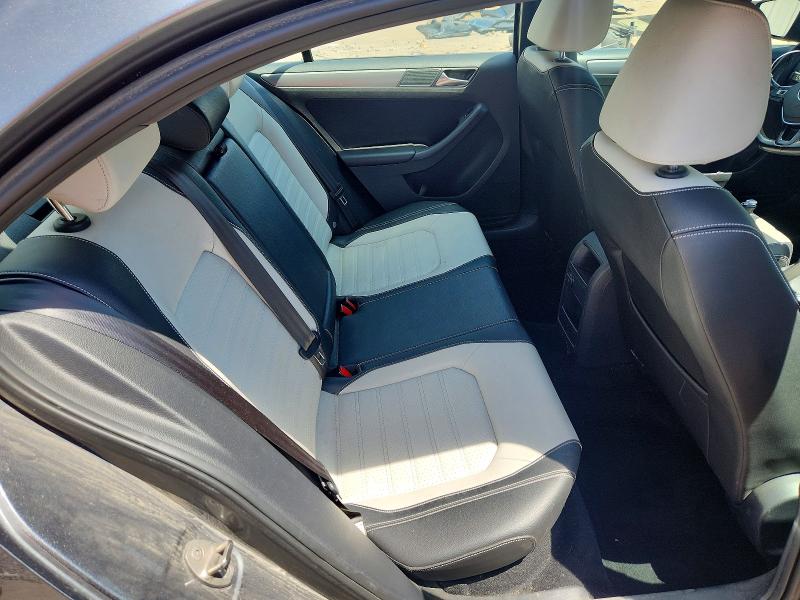 54843486 :رقم المزاد ، 3VWB17AJXGM393189 vin ، 2016 Volkswagen Jetta مزاد بيع