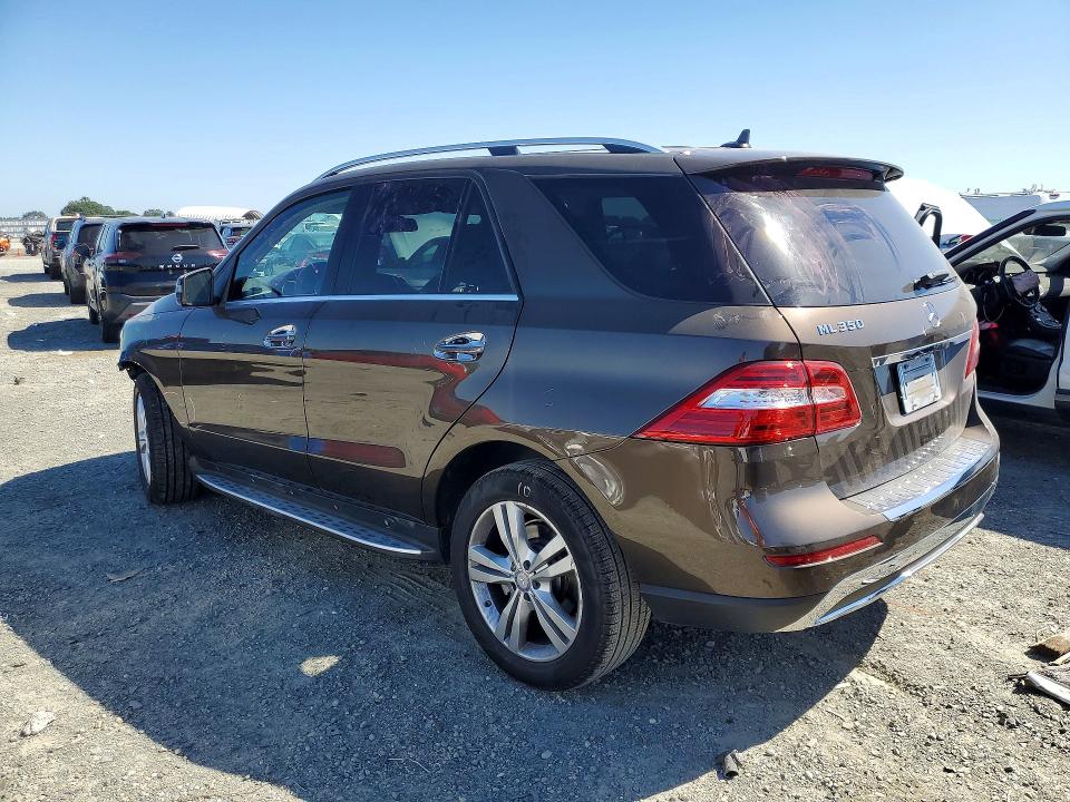53627766 :رقم المزاد ، 4JGDA5JB2EA340372 vin ، 2014 Mercedes-benz Ml مزاد بيع