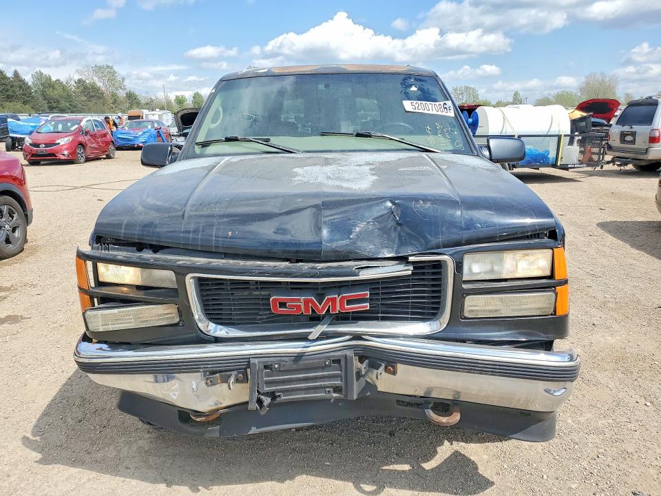 52007086 :رقم المزاد ، 1GKFK16R8VJ736514 vin ، 1997 Gmc Suburban مزاد بيع