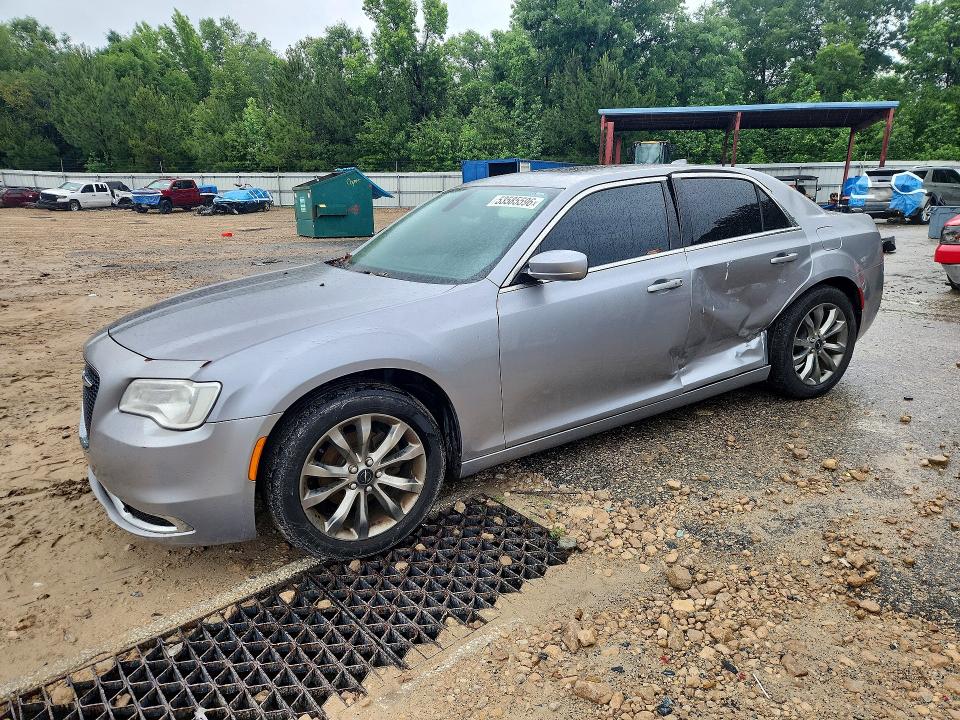 2015 Chrysler 300 მანქანა იყიდება აუქციონზე, vin: 2C3CCAAG2FH796605, აუქციონის ნომერი: 53585596