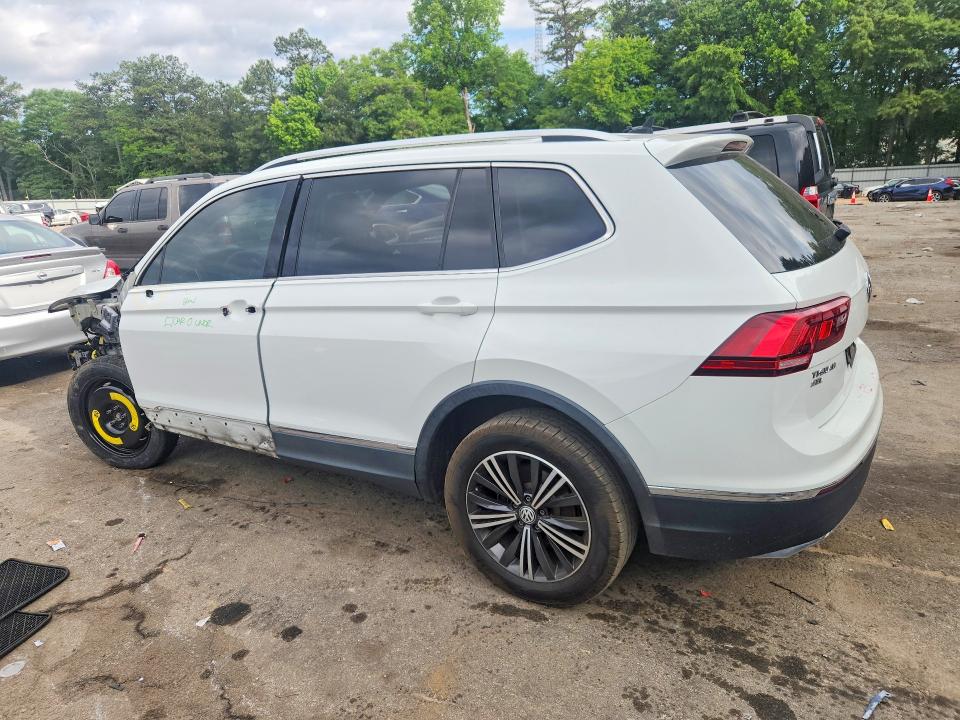 Продаж на аукціоні авто 2018 Volkswagen Tiguan, vin: 3VV3B7AX9JM200077, номер лоту: 52919336