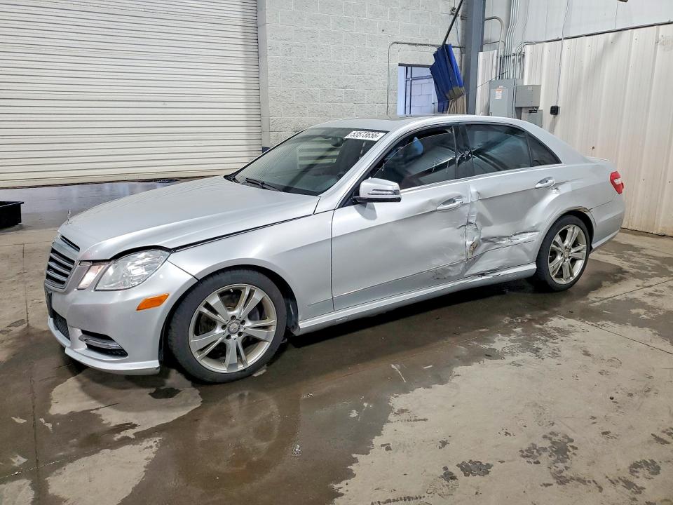 2013 Mercedes-benz E მანქანა იყიდება აუქციონზე, vin: WDDHF8JB0DA722803, აუქციონის ნომერი: 53573656