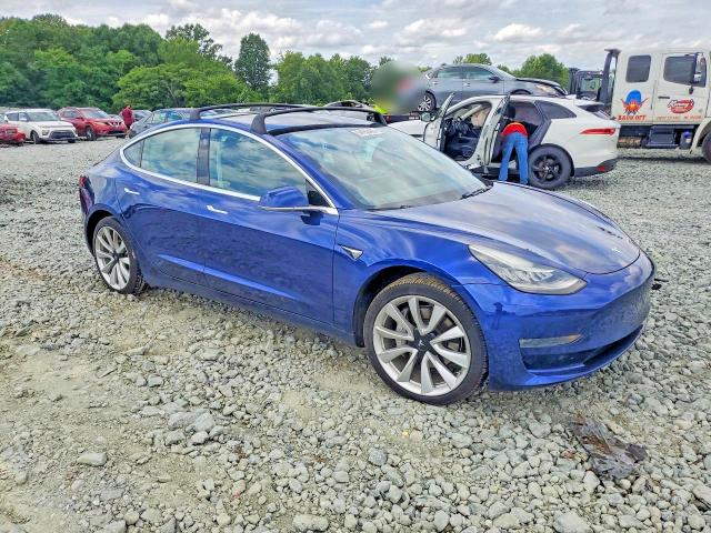 Продажа на аукционе авто 2018 Tesla Model 3, vin: 5YJ3E1EA9JF042823, номер лота: 54553406