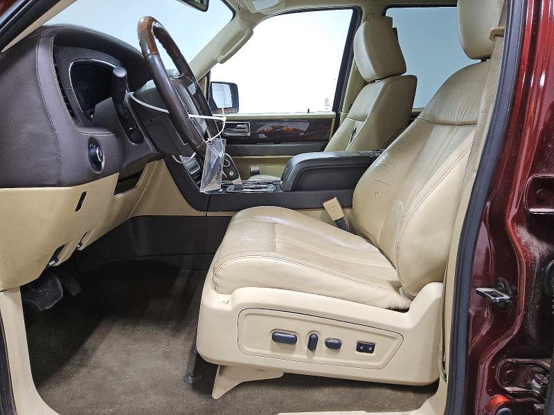 51183646 :رقم المزاد ، 5LMJJ2JT5FEJ10410 vin ، 2015 Lincoln Townhouse Navigator مزاد بيع