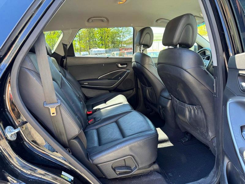 2017 Hyundai Santa Fe მანქანა იყიდება აუქციონზე, vin: KM8SNDHFXHU236780, აუქციონის ნომერი: 53314876