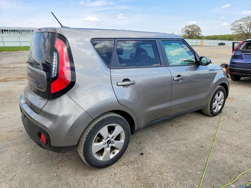 2017 Kia Soul მანქანა იყიდება აუქციონზე, vin: KNDJN2A2XH7481427, აუქციონის ნომერი: 50589376