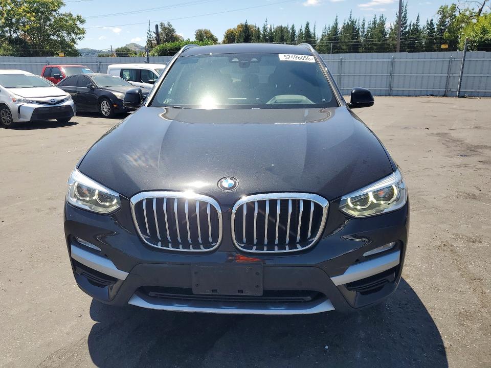 52496056 :رقم المزاد ، 5UXTR9C5XJLC80297 vin ، 2018 Bmw X3 مزاد بيع