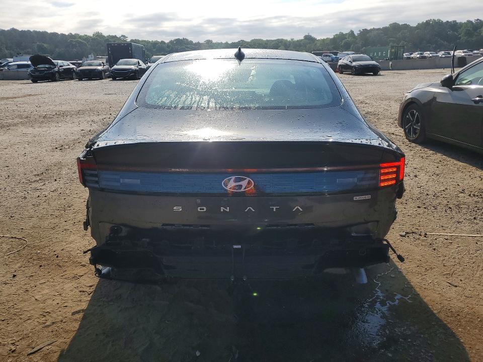 2026 Hyundai Sonata Hybrid მანქანა იყიდება აუქციონზე, vin: KMHL24JJ1TA158198, აუქციონის ნომერი: 53821216