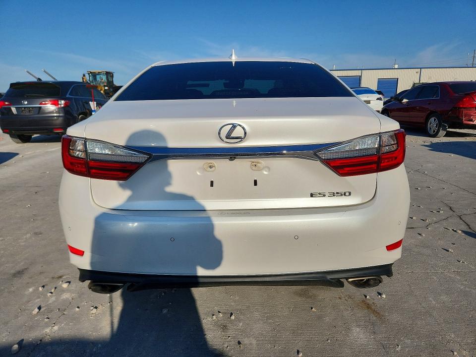 2016 Lexus Es მანქანა იყიდება აუქციონზე, vin: 58ABK1GG1GU013519, აუქციონის ნომერი: 54561556